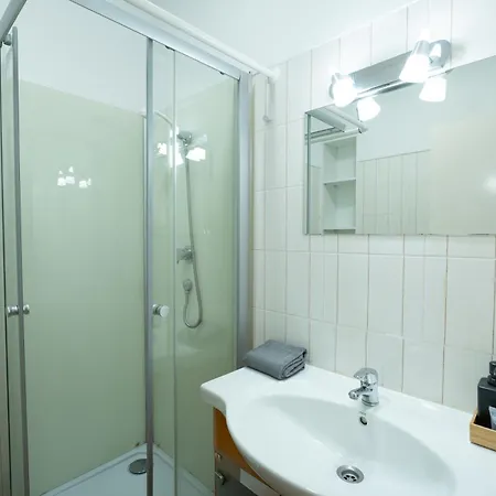 With Amazing View Santana *