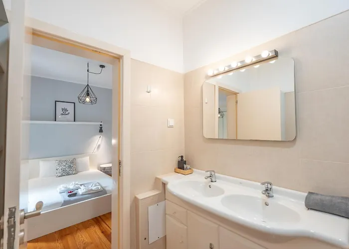 With Amazing View Santana * Lisboa