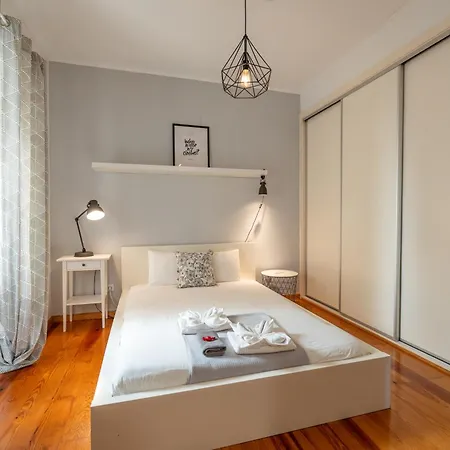 With Amazing View Santana *